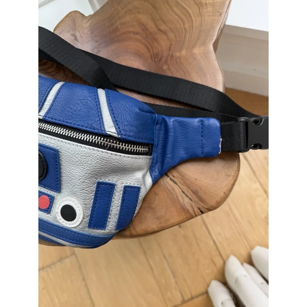 Loungefly Star Wars Fanny Pack R2-D2 Faux Leather Adjustable Strap Blue Silver